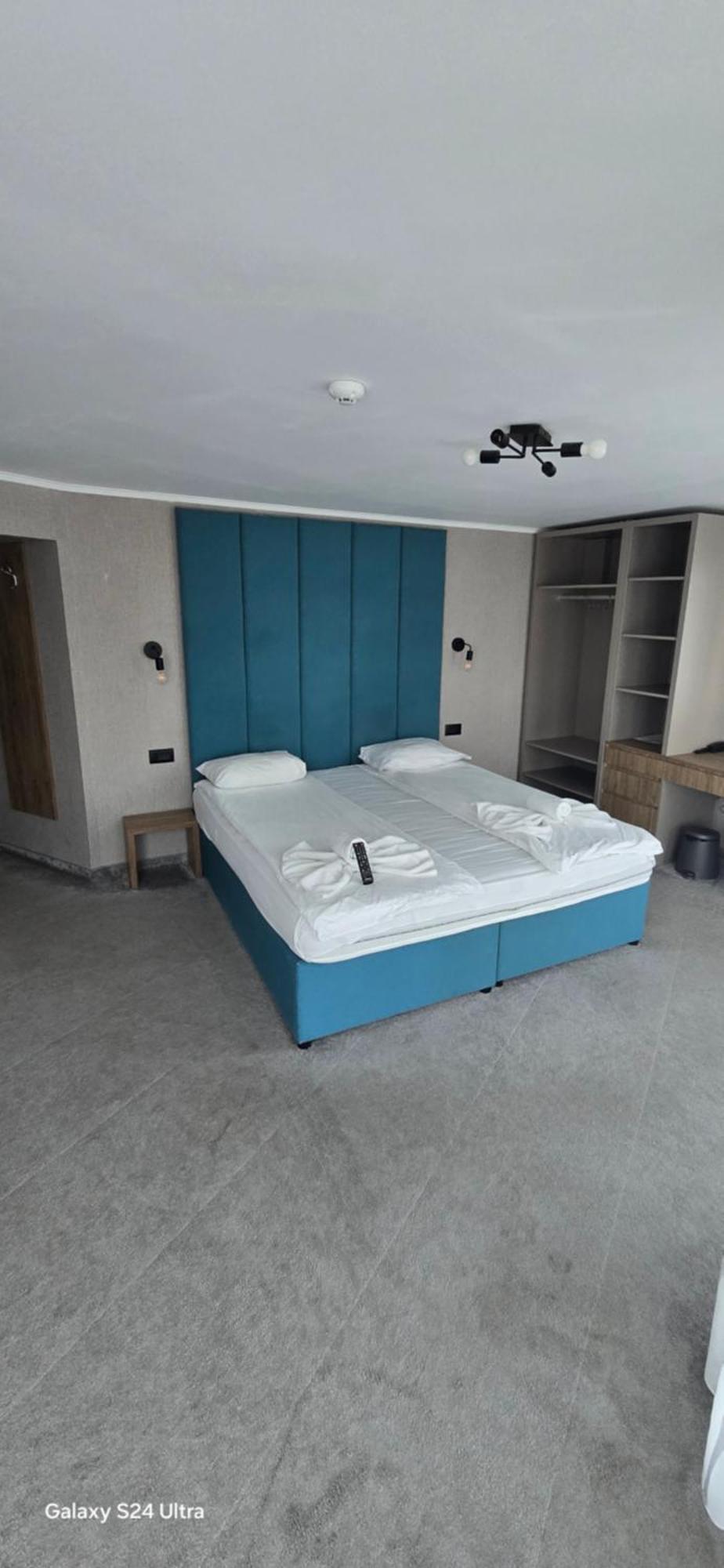 White House Family Hotel Spa Zone Balchik Esterno foto